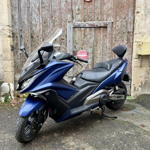 Kymco AK 550 